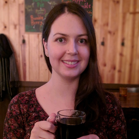 Meet your Posher, Keely - Picture 1 of 1